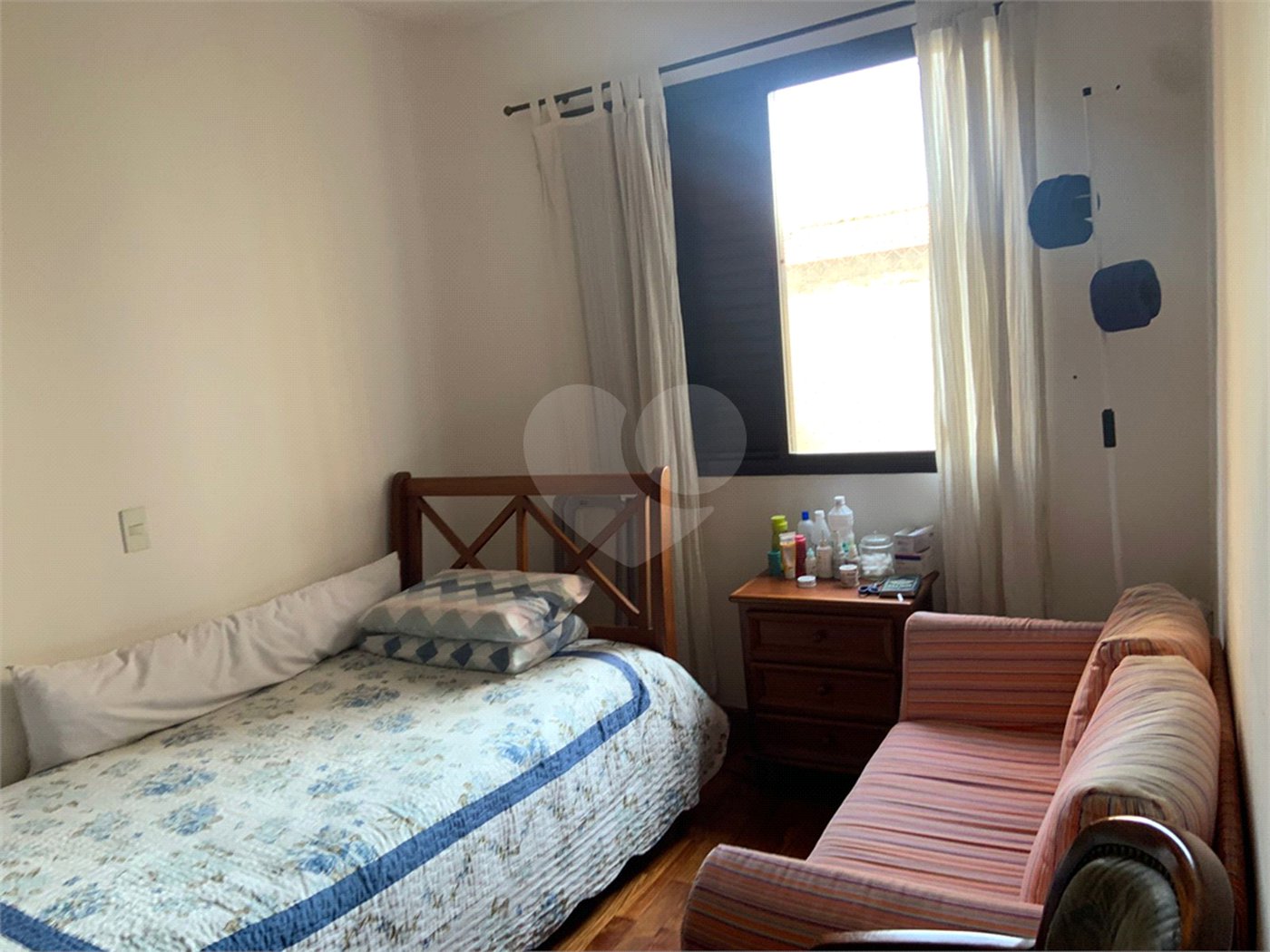 Apartamento à venda com 4 quartos, sendo 3 suítes,  em Pinheiros, São Paulo, SP