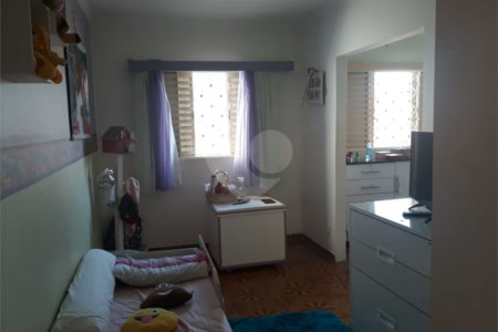 Casa à venda com 5 quartos em Parque Vitória, São Paulo, SP