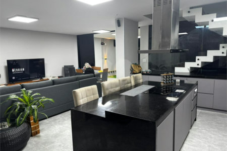 Casa à venda com 4 quartos, sendo 3 suítes, em Campo Grande, Rio de Janeiro, RJ