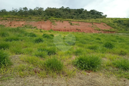 Terreno à venda no condomínio Portal Lamis, Bom Jesus dos Perdões - SP