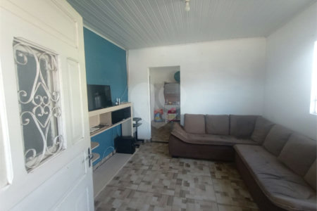 Casa à venda com 2 quartos em Vila Santana, Itapetininga, SP