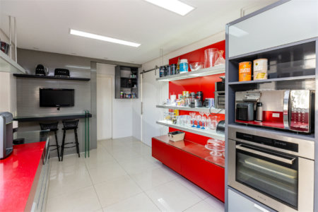 Apartamento à venda com 4 quartos, sendo 3 suítes, em Campo Belo, São Paulo, SP
