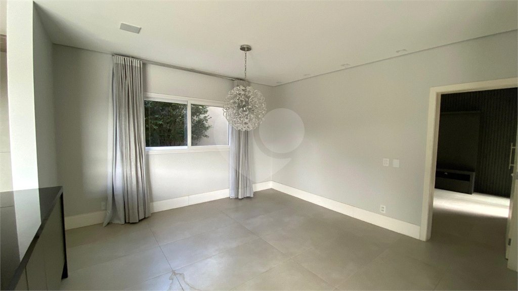 Casa à venda com 4 suítes no condomínio Portal Horizonte, Bragança Paulista - SP