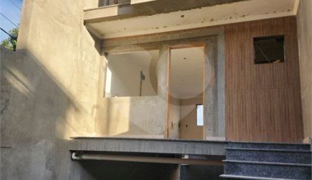 Sobrado à venda com 3 suítes em Vila Guilherme, São Paulo, SP