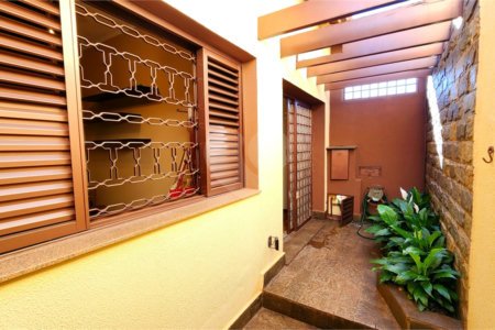 Casa à venda com 2 quartos no Centro, Araraquara, SP