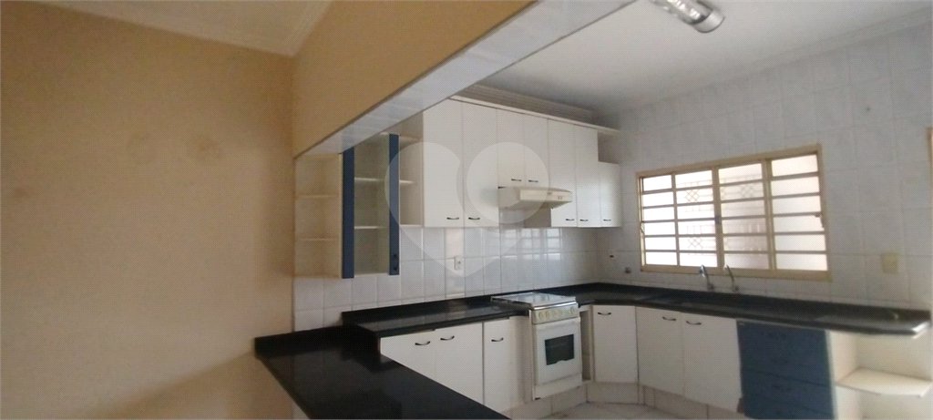 Casa à venda com 3 quartos, sendo 2 suítes,  em Jardim Maria do Carmo, Sorocaba, SP