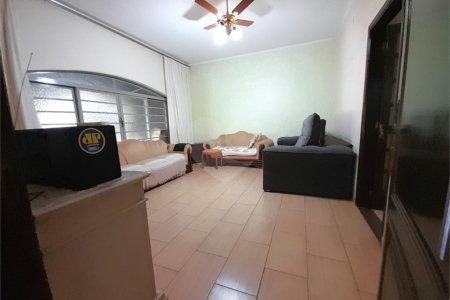 Casa à venda com 5 quartos, sendo 1 suíte,  em Jardim Anhangüera, Ribeirão Preto, SP