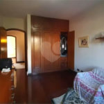 Casa à venda com 4 quartos, sendo 2 suítes, em MORUMBI, São Paulo, SP