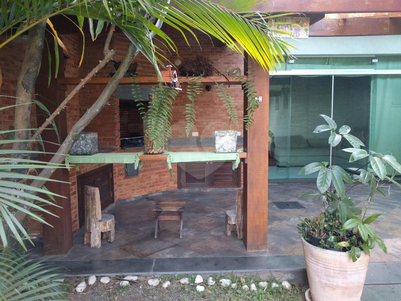 Sobrado à venda ou para alugar com 5 quartos, sendo 3 suítes, em Jardim Marajoara, São Paulo, SP