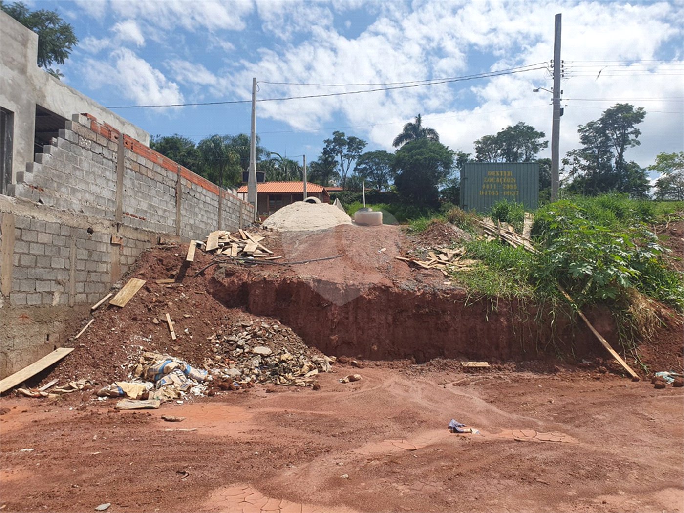 Terreno à venda no condomínio Residencial Country Felix, Bom Jesus dos Perdões - SP