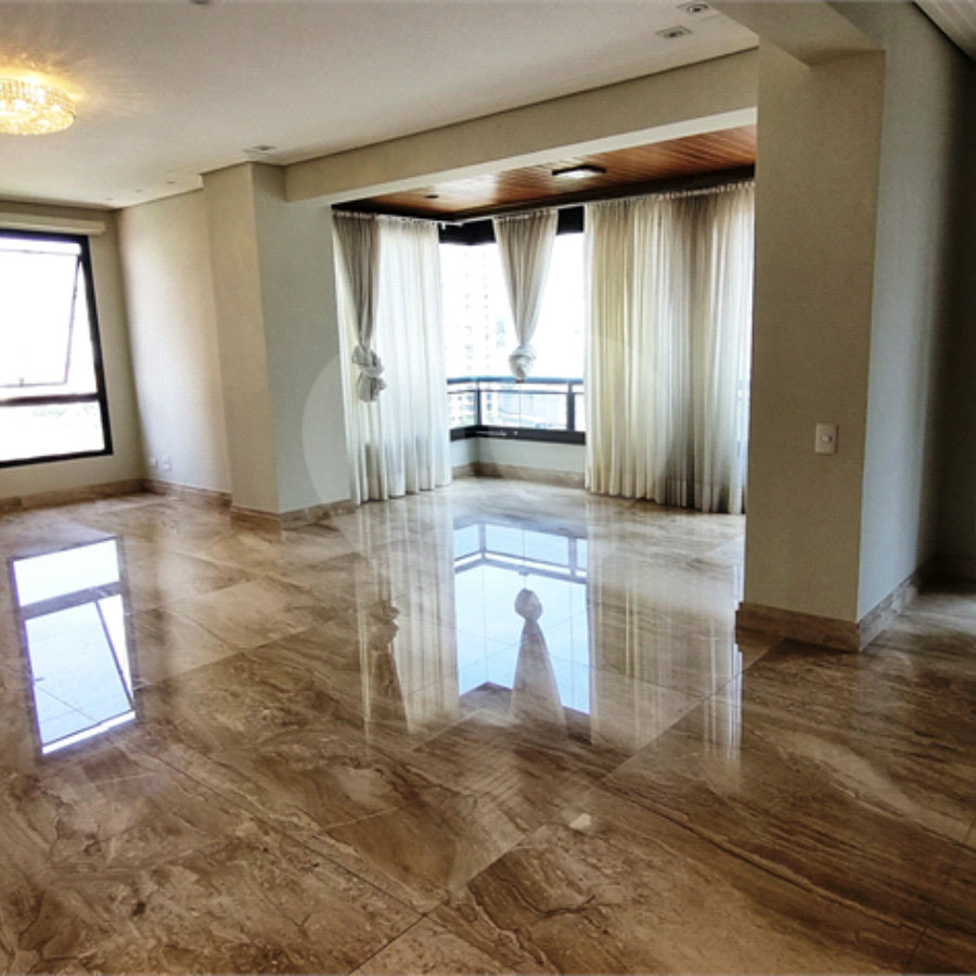 Apartamento à venda com 4 quartos, sendo 3 suítes, em Santana, São Paulo, SP
