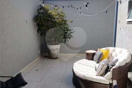 Casa à venda com 3 quartos, sendo 1 suíte,  no condomínio Residencial Jardim das Palmeiras, Vinhedo - SP