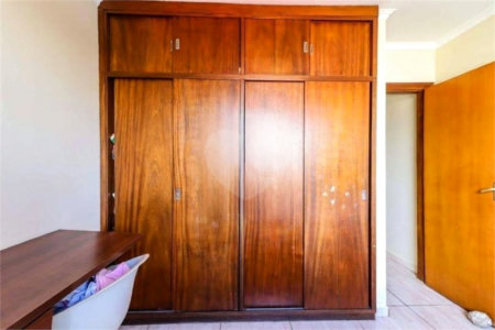 Sobrado à venda com 3 quartos, sendo 1 suíte, em Jardim Bonfiglioli, São Paulo, SP