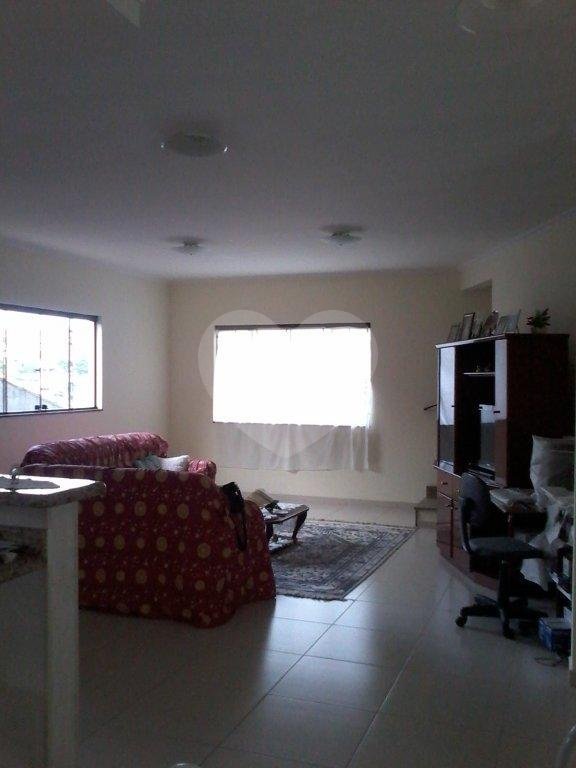 Casa à venda com 2 quartos, sendo 1 suíte,  em Jardim City, Guarulhos, SP