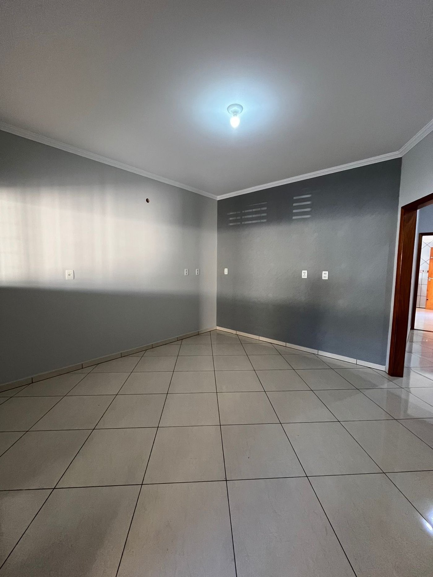Casa à venda com 4 quartos, sendo 1 suíte,  em Jardim Maristela, Três Lagoas, MS
