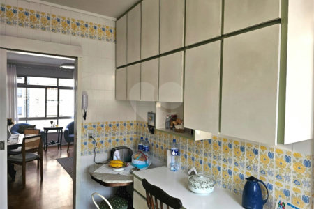 Apartamento à venda com 3 quartos, sendo 1 suíte, em Vila Nova Conceição, São Paulo, SP