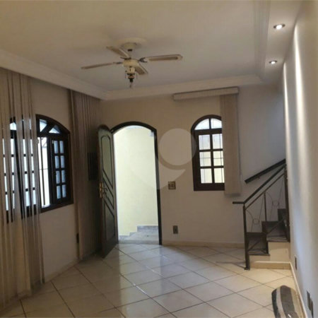 Casa à venda com 3 quartos, sendo 1 suíte, em Jardim Piqueroby, São Paulo, SP