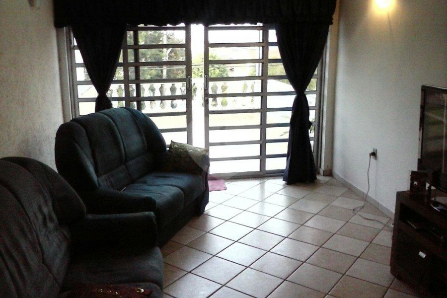 Sobrado à venda com 3 quartos em Tremembé, São Paulo, SP