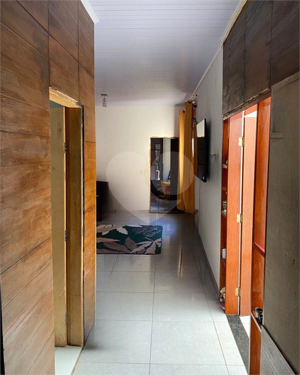 Casa à venda com 2 quartos em Jardim Vitoria, Ponta Porã, MS