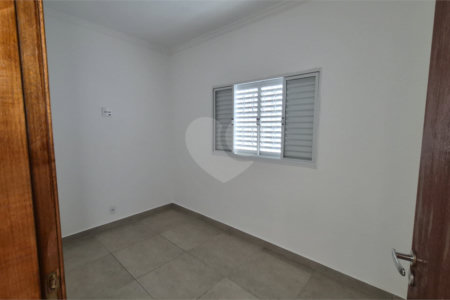 Casa à venda com 1 quarto, sendo 2 suítes, em Vila Nastri, Itapetininga, SP