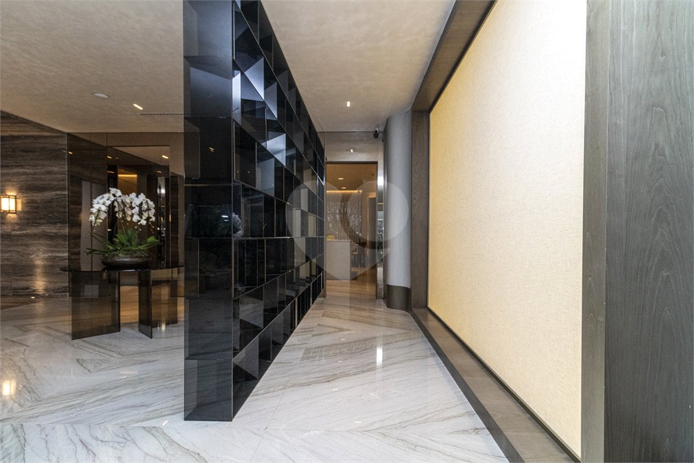 Apartamento à venda com 4 suítes em Jardim Guedala, São Paulo, SP