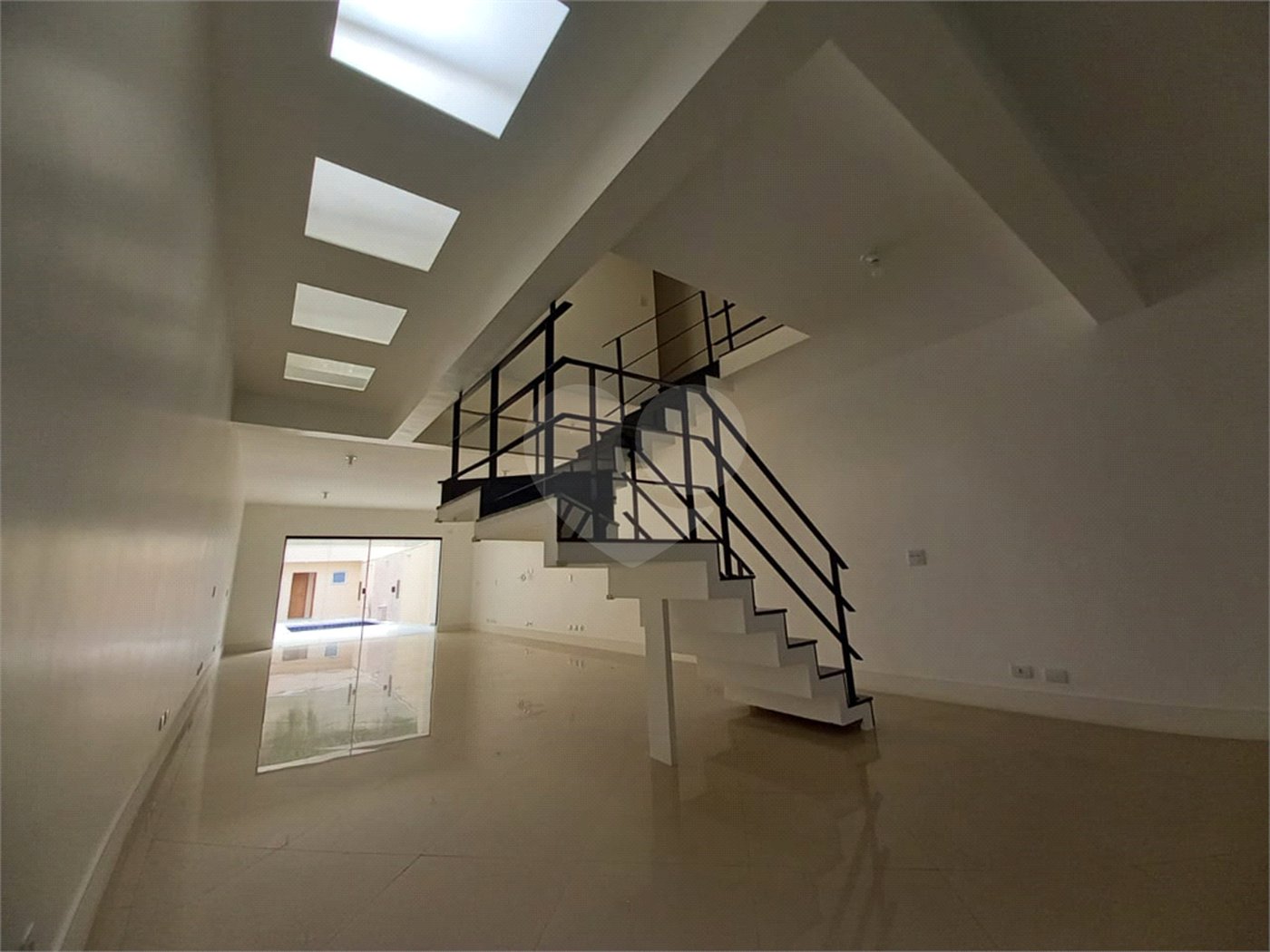 Casa para alugar com 4 suítes no condomínio Milenium, São Paulo - SP