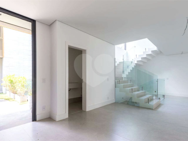 Casa à venda com 4 suítes no condomínio Unyco, São Paulo - SP