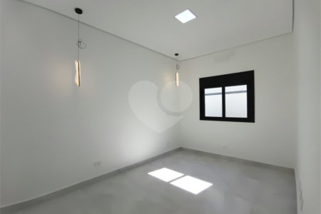 Casa à venda com 3 suítes no condomínio Campos do Conde I e II, Sorocaba - SP