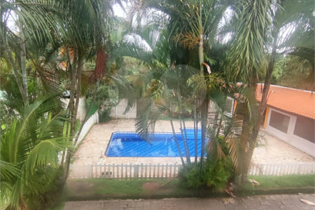 Casa à venda com 4 quartos, sendo 1 suíte, em Ivoturucaia, Jundiaí, SP