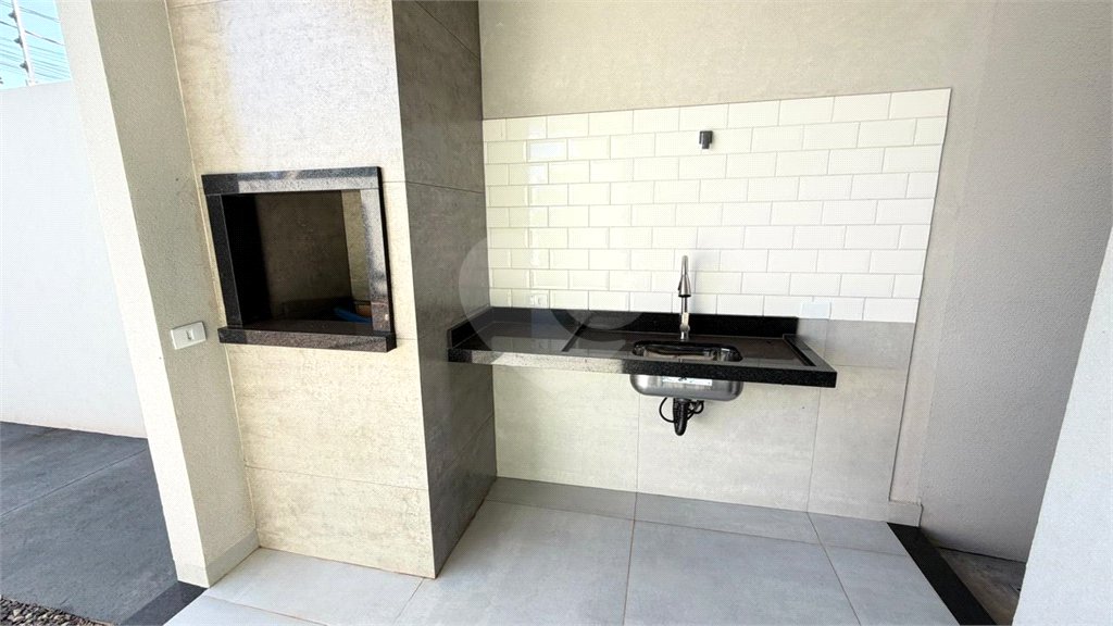 Casa à venda com 3 quartos, sendo 1 suíte, em Ipê, Três Lagoas, MS