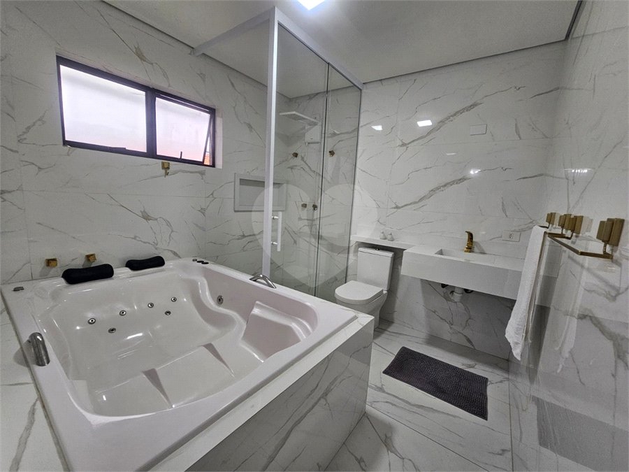 Casa à venda com 3 suítes em Jardim São Caetano, São Caetano do Sul, SP