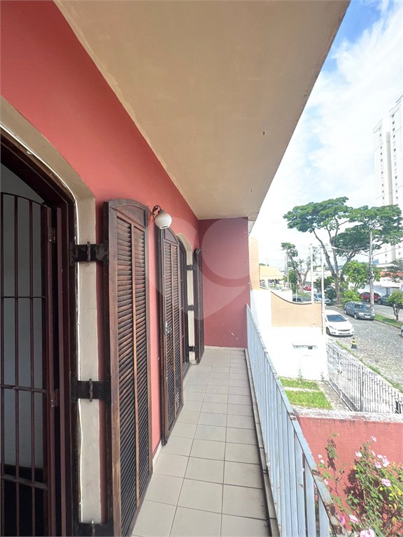 Casa à venda com 3 quartos em Vila Vitória, Mogi das Cruzes, SP