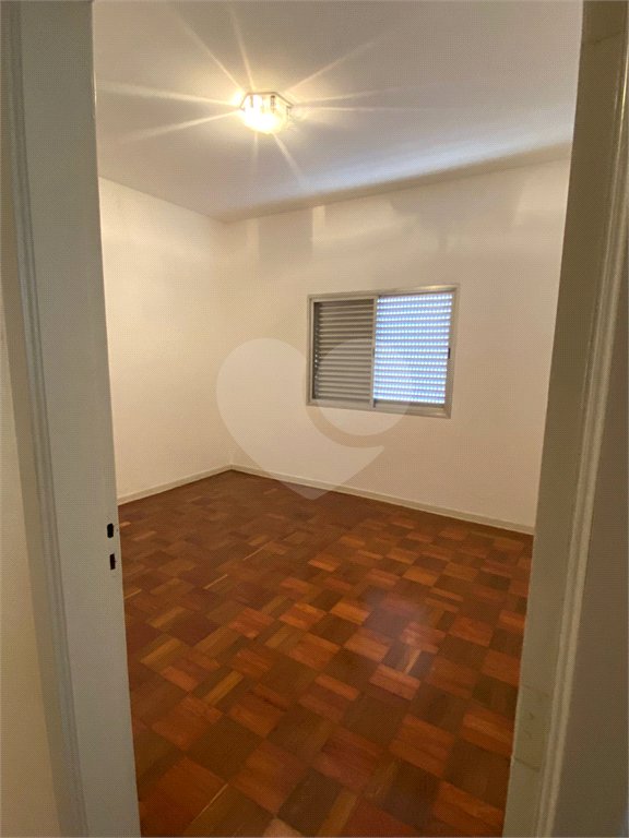 Casa à venda com 3 quartos em Campo Grande, São Paulo, SP