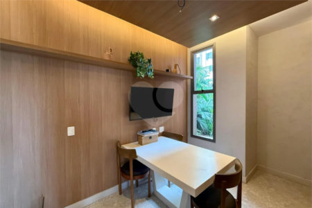 Apartamento à venda com 3 suítes em Santo Amaro, São Paulo, SP