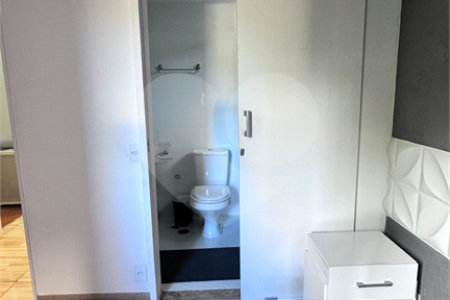 Apartamento à venda ou para alugar com 3 quartos, sendo 2 suítes, em Jardim Marajoara, São Paulo, SP