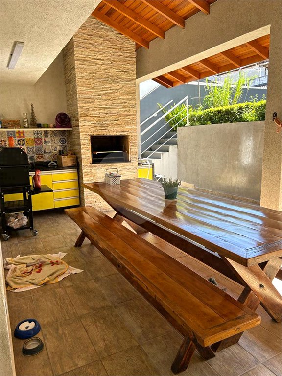 Casa à venda com 3 quartos, sendo 1 suíte,  em Vila Vitória, Mogi das Cruzes, SP
