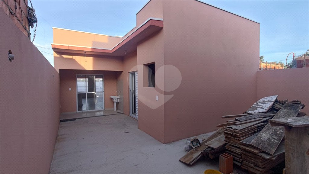 Casa à venda com 3 quartos, sendo 1 suíte, em Jardim dos Ipês, Salto, SP