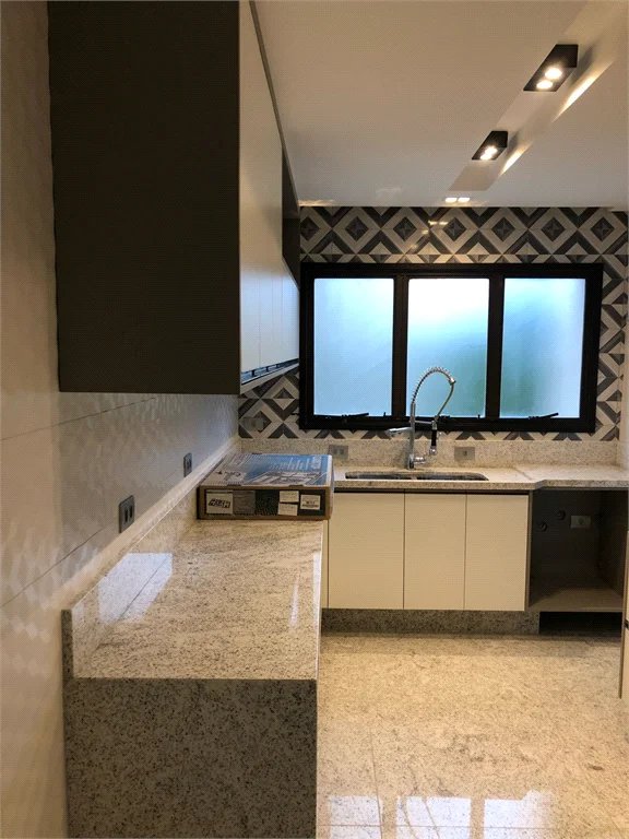 Apartamento à venda com 4 suítes em Vila Suzana, São Paulo, SP