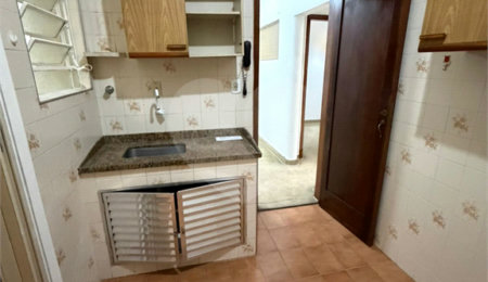 Apartamento à venda com 2 quartos em Bela Vista, São Paulo, SP