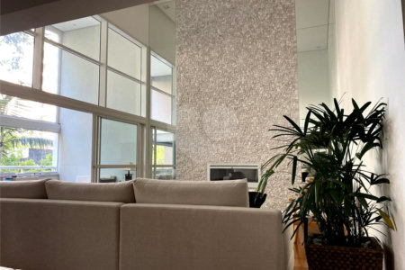 Apartamento à venda com 4 suítes em Vila Suzana, São Paulo, SP