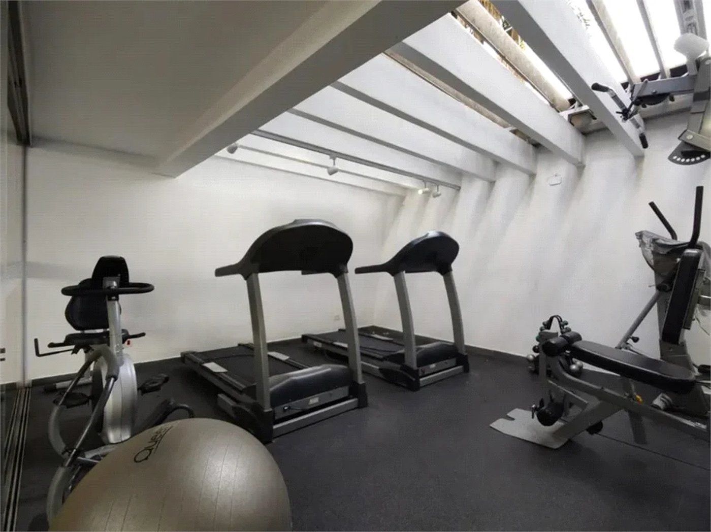 Apartamento à venda com 4 quartos, sendo 1 suíte, em Brooklin Paulista, São Paulo, SP