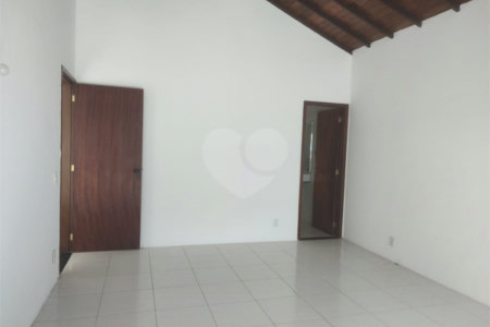 Casa à venda com 3 quartos, sendo 2 suítes,  em Rasa, Armação dos Búzios, RJ