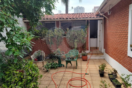 Casa Térrea à venda com 3 quartos, sendo 1 suíte, em Super Quadra Morumbi, São Paulo, SP