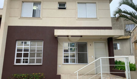 Casa à venda com 3 quartos, sendo 1 suíte,  em Jabaquara, São Paulo, SP