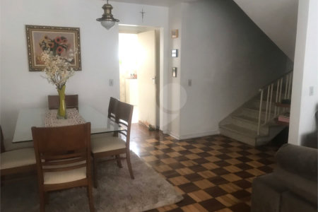Casa à venda com 3 quartos em Vila Hamburguesa, São Paulo, SP