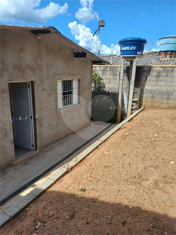 Casa à venda com 3 quartos, sendo 1 suíte, em Jardim Vinhas do Sol (mailasqui), São Roque, SP