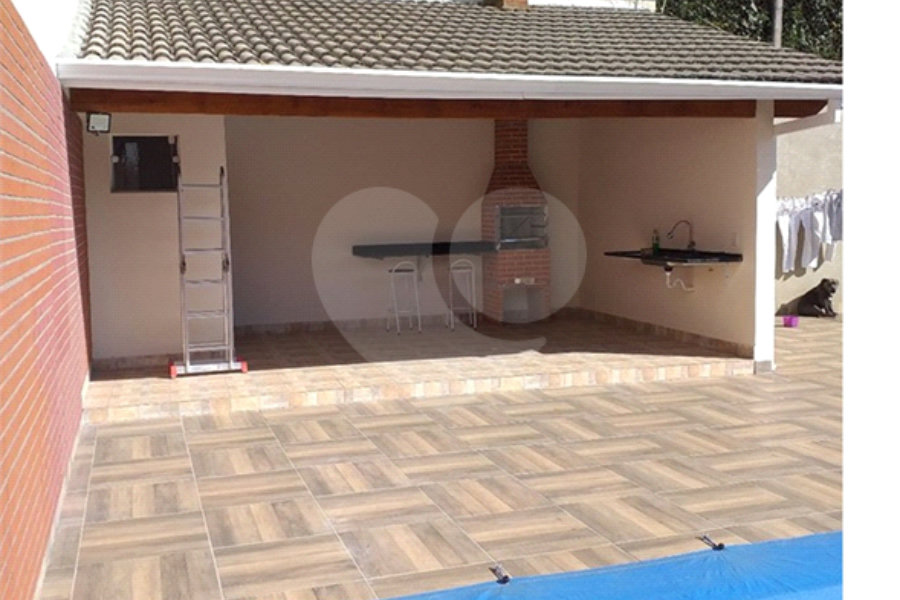 Casa à venda com 3 quartos, sendo 1 suíte, no condomínio Mirante da Mantiqueira, Mairiporã - SP