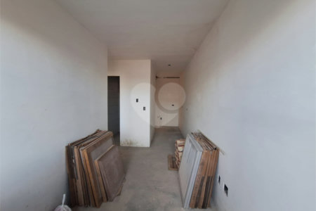 Casa à venda com 2 quartos no condomínio Ângelo Calandrino, São Paulo - SP