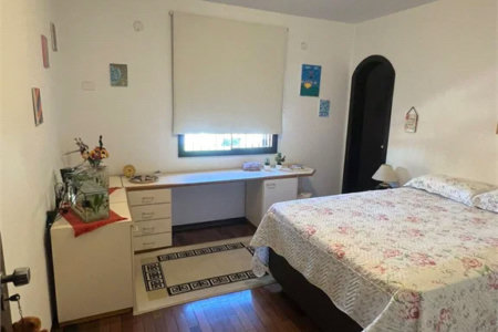 Casa à venda com 5 quartos, sendo 4 suítes, em Parque Maria Helena, São Paulo, SP
