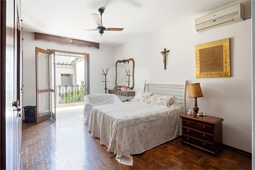 Casa para alugar com 5 quartos, sendo 2 suítes, em Brooklin, São Paulo, SP